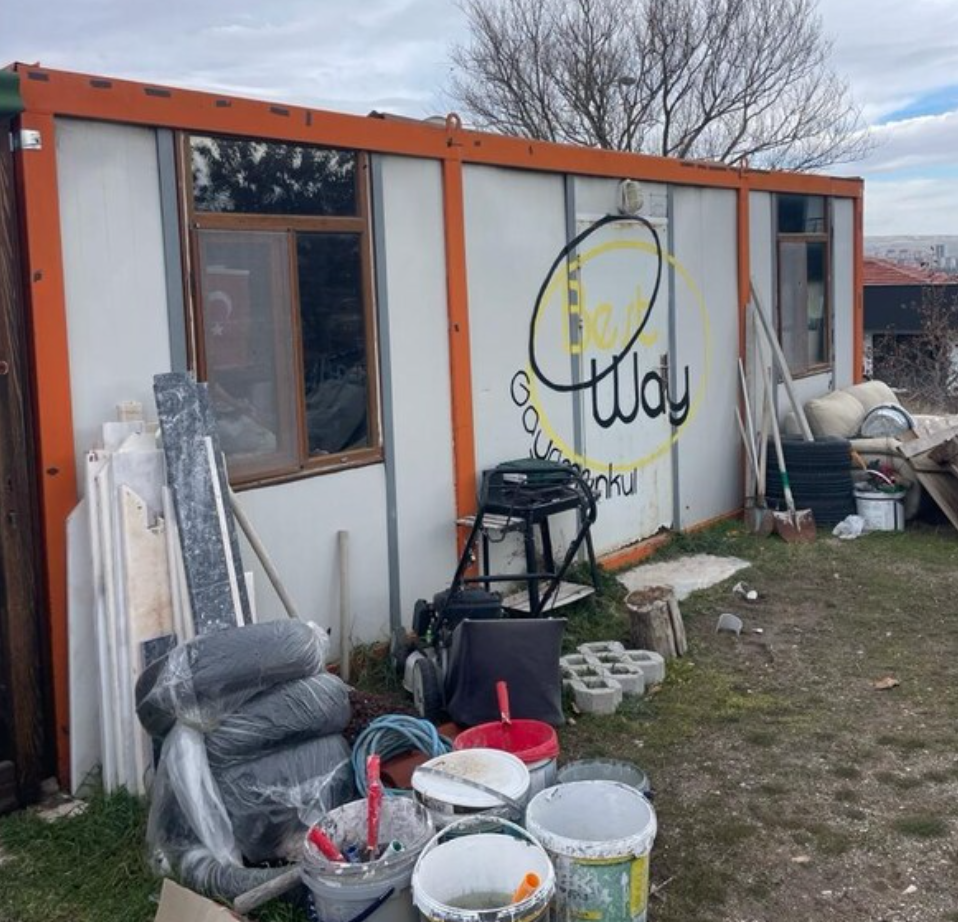 DEPO OLARAK KULLANILAN İKİNCİ EL KONTEYNER